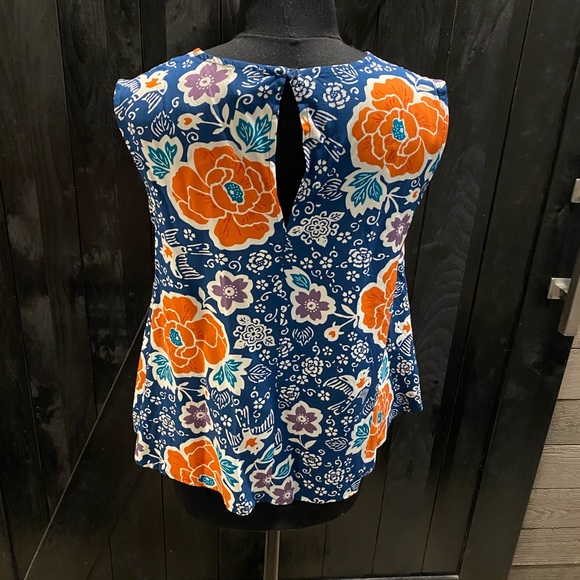 Old navy size small sleeveless blouse - Picture 5 of 5